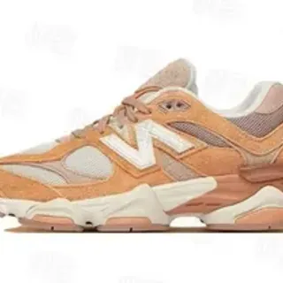 New Balance 9060 বেইজ ব্রাউন লেয়ার্ড সোল মিক্সড সুয়েড এবং মেশ আপার চাঙ্কি স্নিকার্স