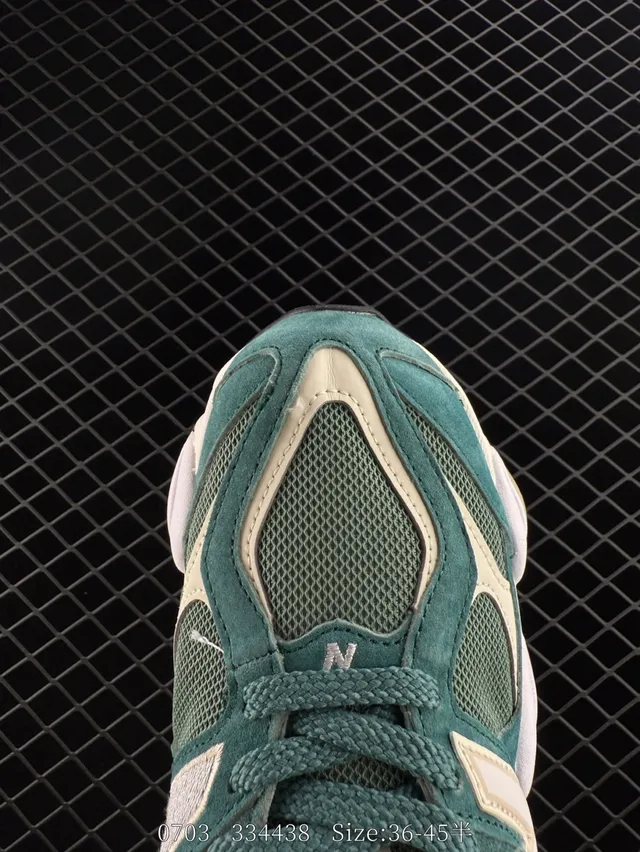 New Balance 9060 Bege Verde Malha Combinada e Nubuck Tênis Chunky 7