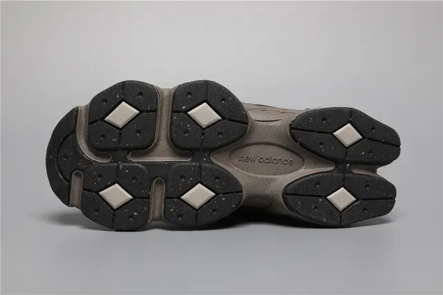 New Balance 9060 বাদামি বেইজ লাইফস্টাইল স্নিকার 6