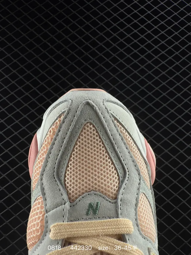 New Balance 9060 ग्रे पिंक मोटी सोल वाली स्नीकर 2