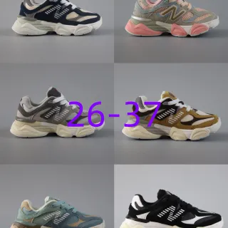 New Balance 9060 海军色米色厚底运动鞋