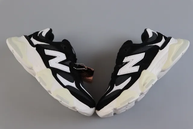 New Balance 9060 Navy Beige Chunky Sneakers 11