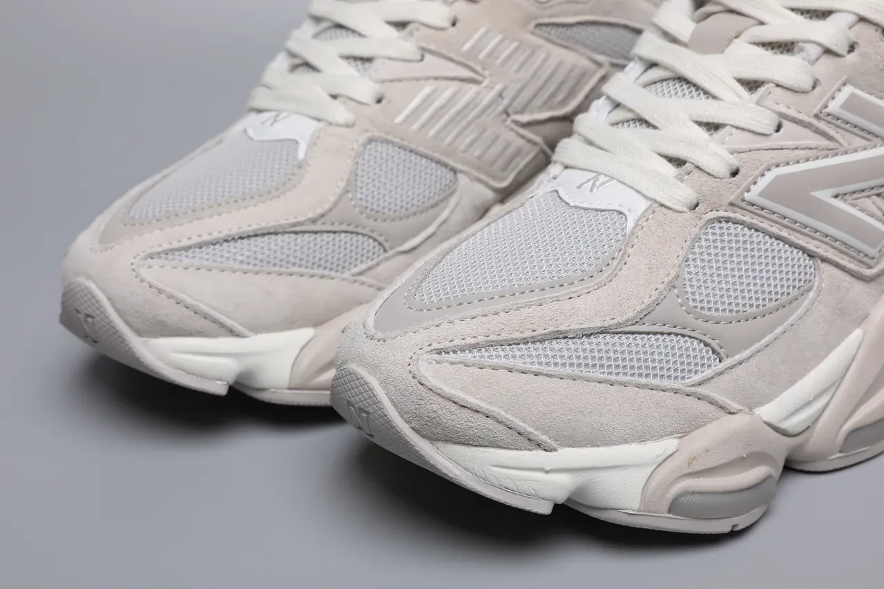 New Balance 9060 Off-White حذاء رياضي للأسلوب الحياة 4