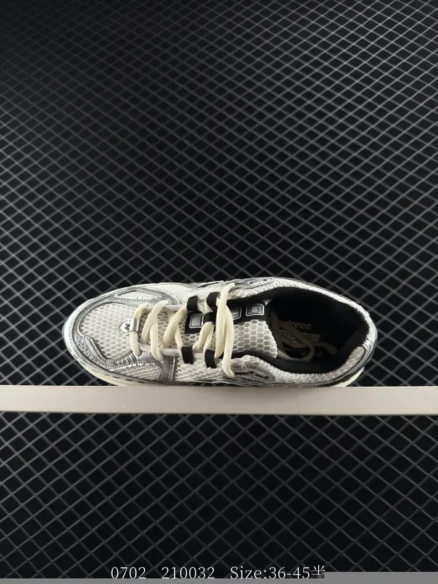 New Balance 9060 White Black Mesh Upper Layered Synthetic Overlays Lifestyle Sneakers 5