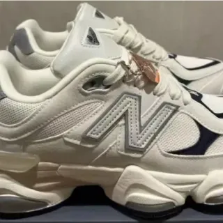 New Balance 9060 White Gray Navy चंकी स्निकर्स