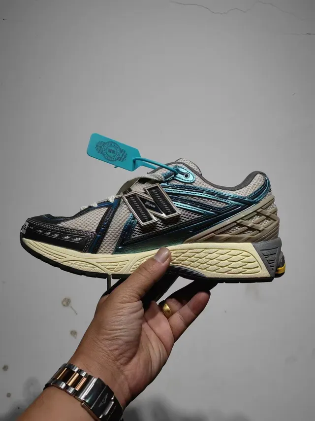 New Balance بيج أزرق شبكي-اصطناعي طبقات علوية أحذية جري 2