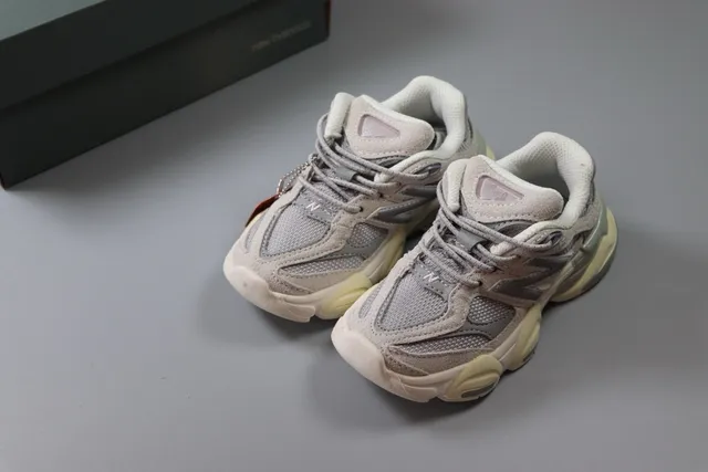 New Balance Beige Blue Retro Runner Multi-Layered Sole Chunky Sneakers 3