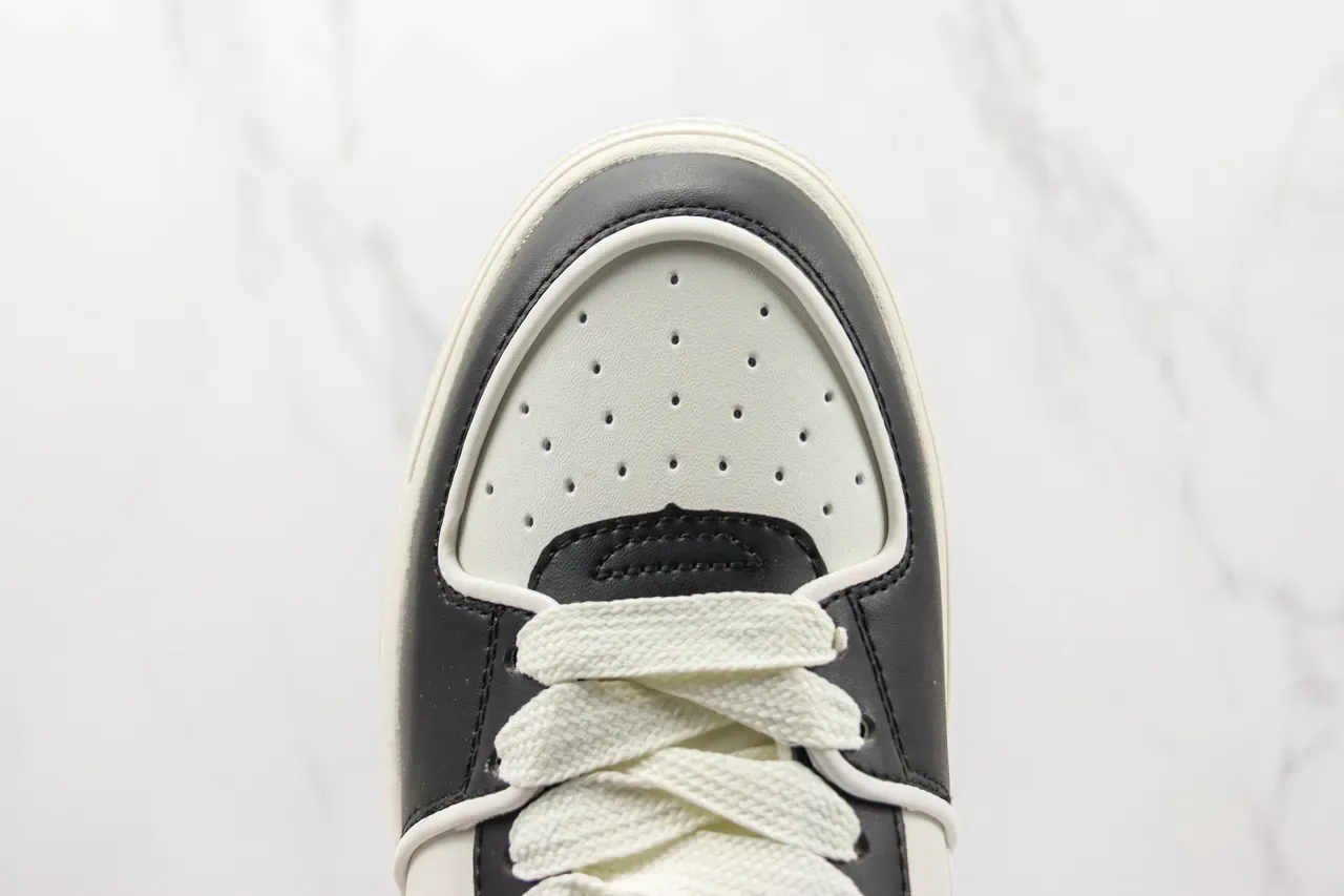 New Era MLB Lifestyle Sneaker Black White Platform Sole Oversized Embroidered Logo Lifestyle Sneakers 6