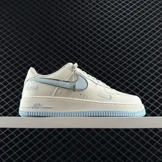 Nike Air Force 1 بيج و أزرق فاتح جلد أحذية أسلوب حياة