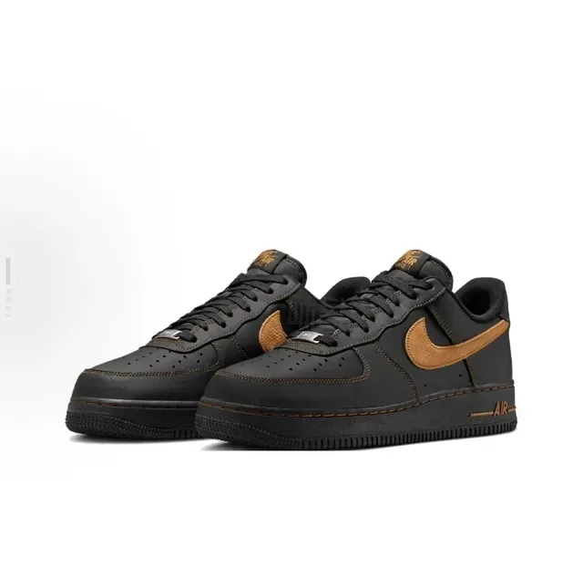 Nike Air Force 1 Black and Tan Chaussures Lifestyle 3