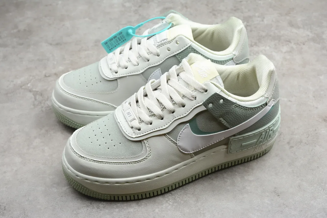 Nike Air Force 1 Platform Mint Green Lifestyle Sneakers 10