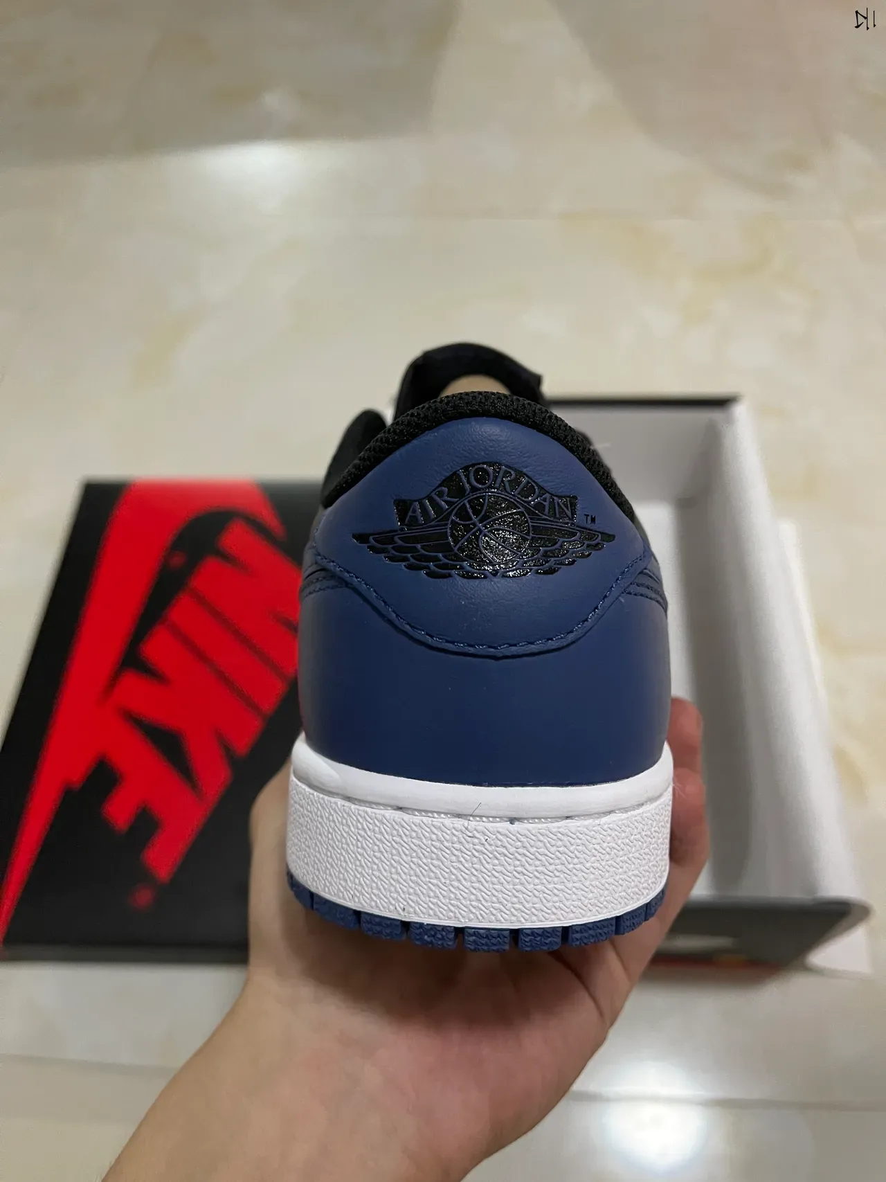 Nike Air Jordan 1 Low Noir Marine Lifestyle Sneakers 6