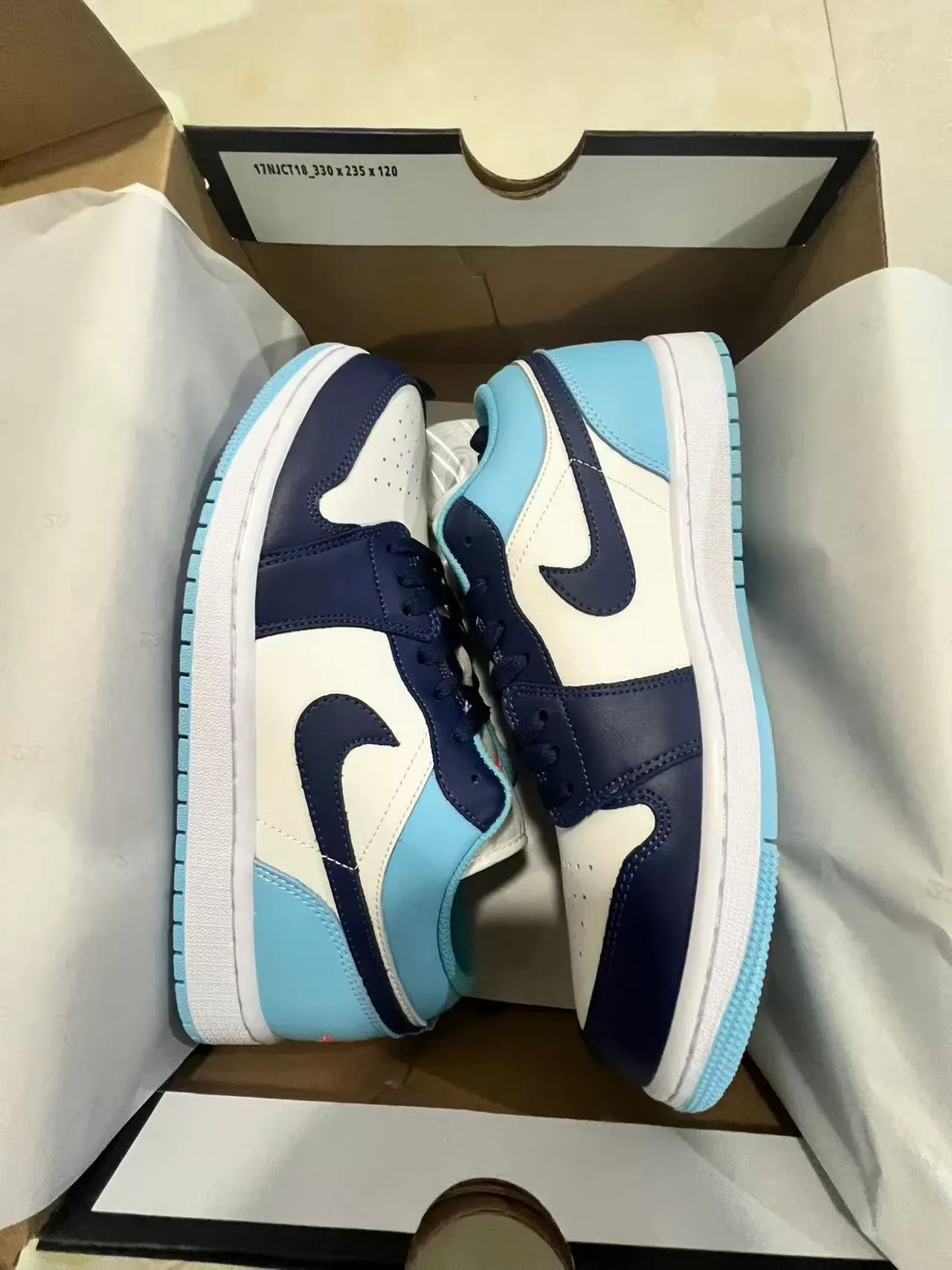 Nike Air Jordan 1 Low Light Blue Navy White Lifestyle Sneakers 9