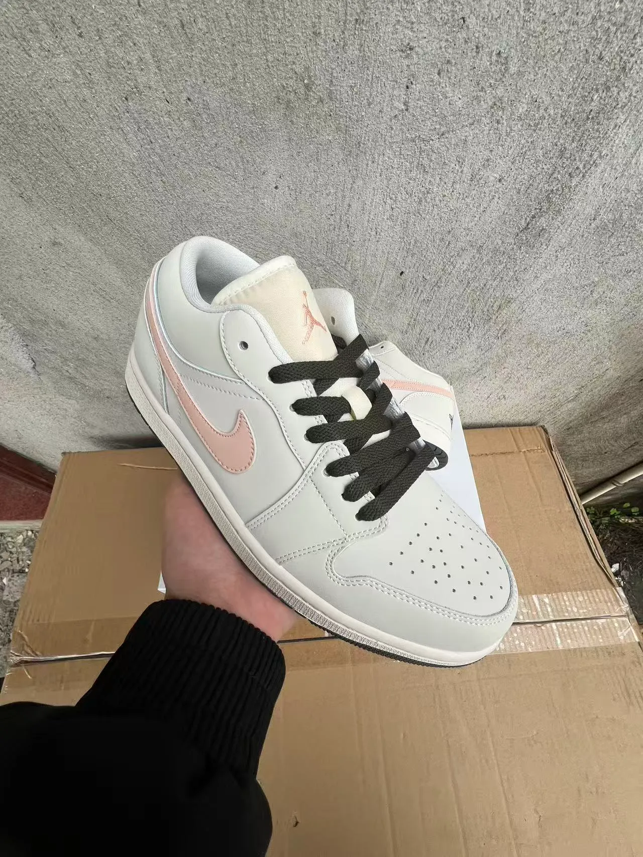 Nike Air Jordan 1 Low Pale Pink Lifestyle Sneakers 2