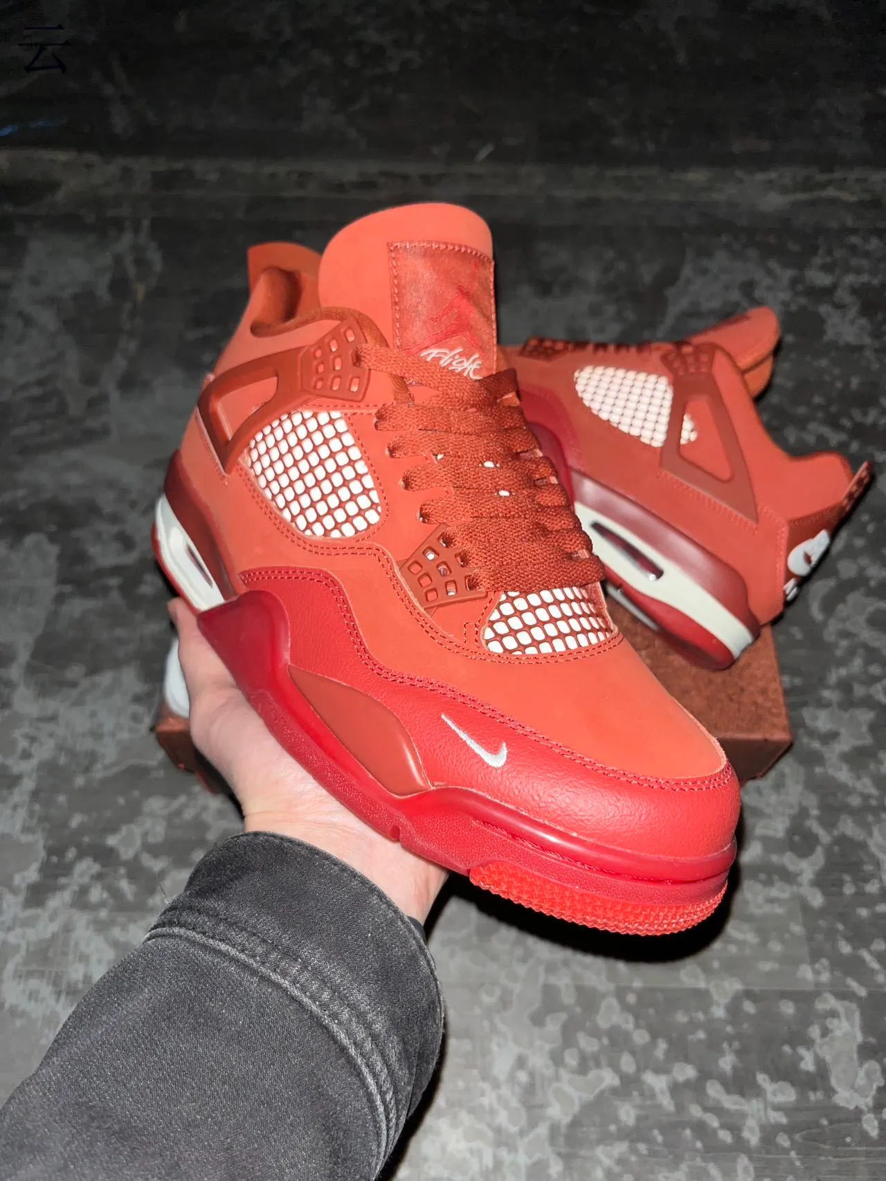 Nike Air Jordan 4 মনোক্রোম্যাটিক রেড বাস্কেটবল জুতো 4