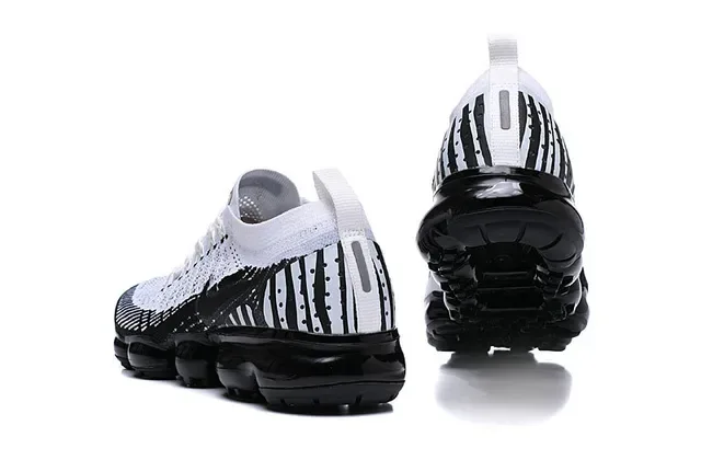 Nike Air VaporMax Flyknit 白黑生活休闲鞋 3