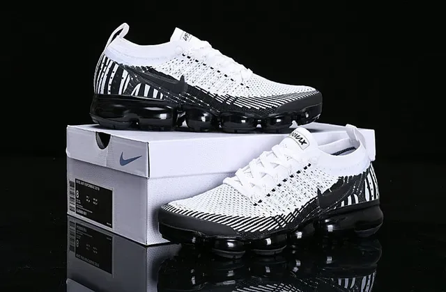 Nike Air VaporMax Flyknit 白黑生活休闲鞋 10