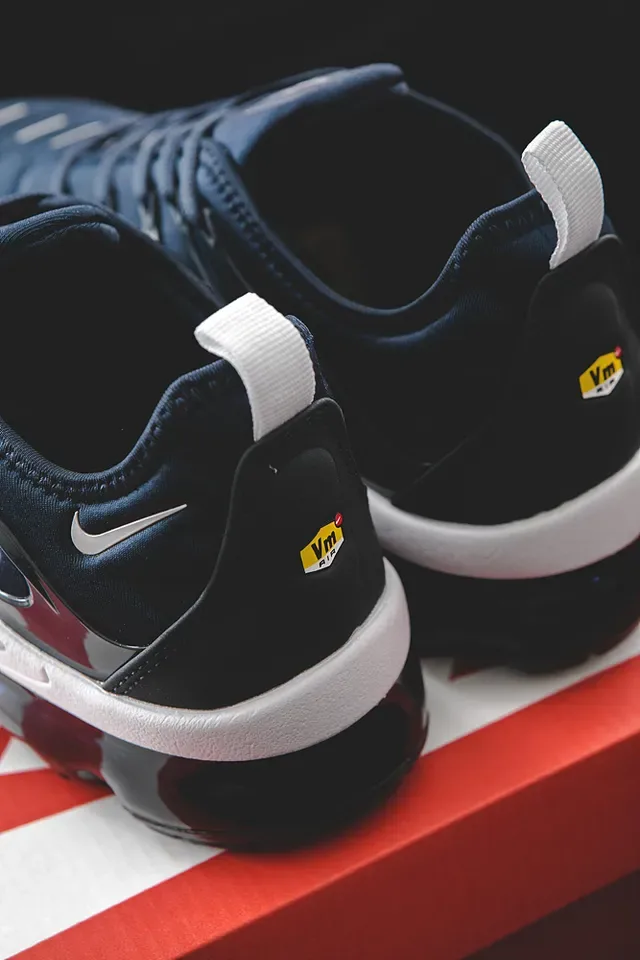 Nike Air VaporMax Plus Navy Lifestyle Sneakers 3