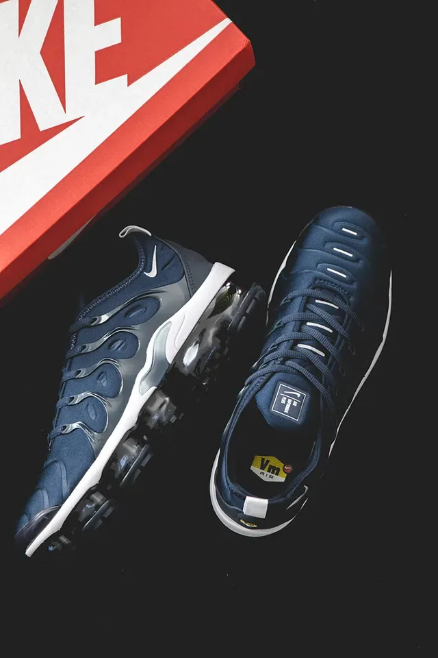 Nike Air VaporMax Plus Navy Lifestyle Sneakers 5