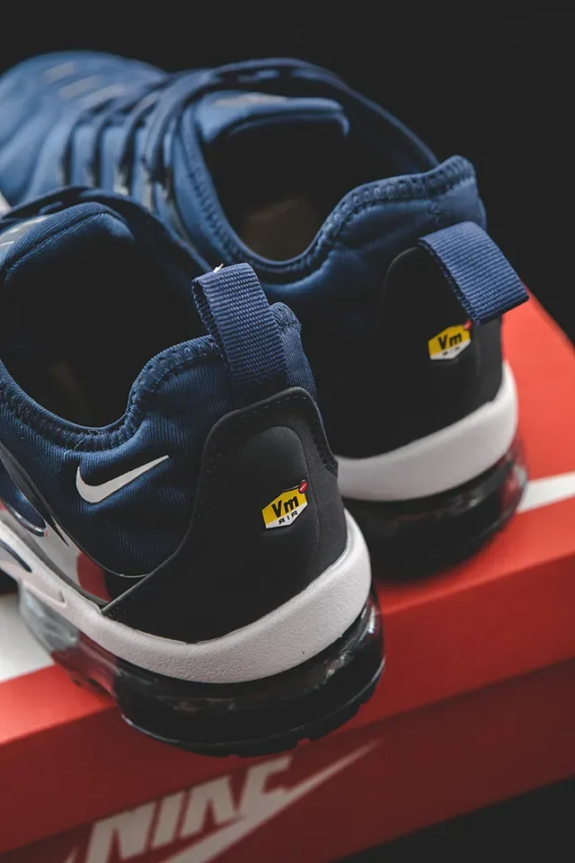 Nike Air VaporMax Plus Navy Lifestyle Sneakers 9