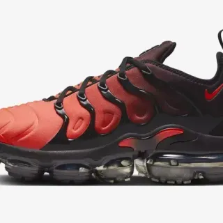 Nike Air VaporMax Plus أحمر وأسود حذاء رياضي أسلوب حياة