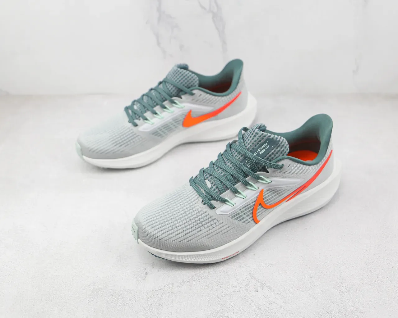Nike Air Zoom Pegasus Gris Orange Turquoise Chaussures de course 4