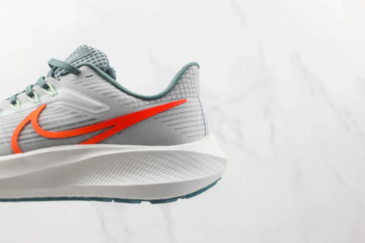 Nike Air Zoom Pegasus Gris Orange Turquoise Chaussures de course 7