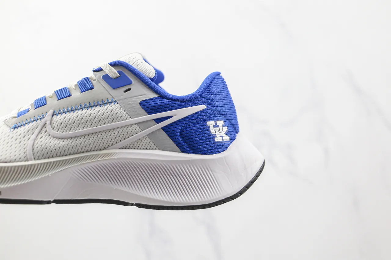 Nike Air Zoom Pegasus Kentucky Wildcats सफेद और नीला दौड़ने की जूते 7