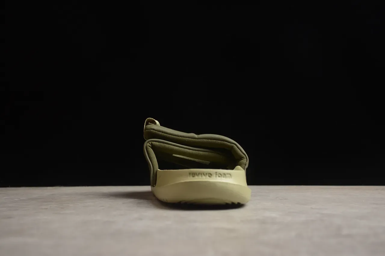 Nike Army Green Beige 模压泡沫鞋底 宽织物带拖鞋 9