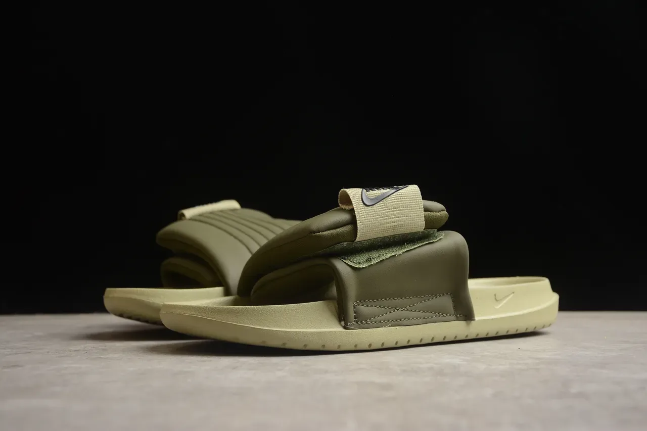 Nike Army Green Beige 模压泡沫鞋底 宽织物带拖鞋 13