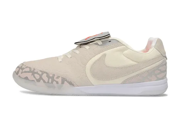 Nike 米色粉色 无鞋带 带扣 大象印花 叠加 运动鞋 2