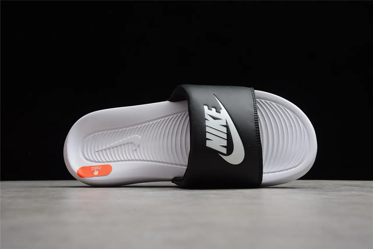 Nike Benassi JDI Black and White Slide Slippers 9