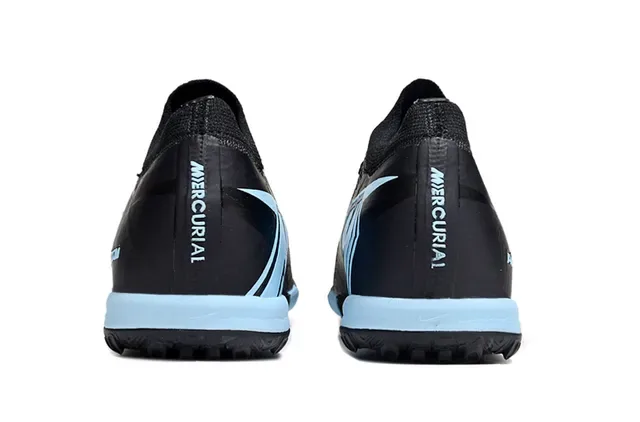 Nike أحذية كرة القدم تورف أسود وأزرق مع upper محبوك سيليويت لور-كات 4