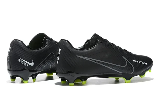 Nike Black Green Carbon-Fiber Upper Texture Low-Cut Silhouette Firm-Ground Soccer Shoes 5