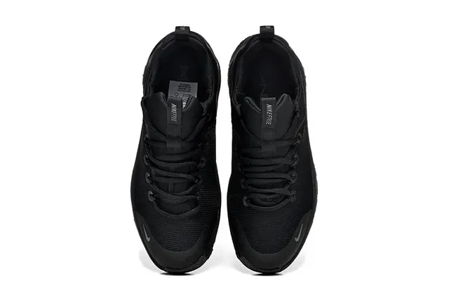 Nike Black Knit Upper Sculpted Midsole Lifestyle Sneakers 2