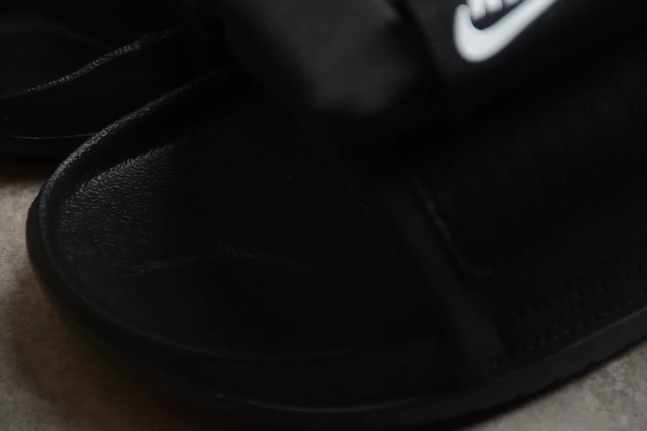 Nike Black White Single-Strap Padded Velcro Closure Slippers 7
