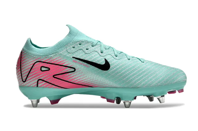 Nike Chaussures de football bleu rose en knit graphique dynamique pour terrain ferme 7