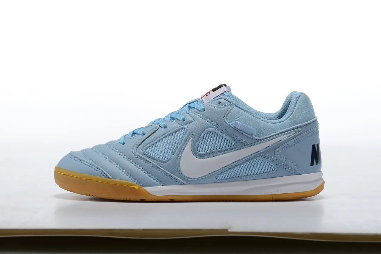 Nike Zapatos de fútbol indoor low-top con upper de cuero-malla híbrido color azul blanco 7