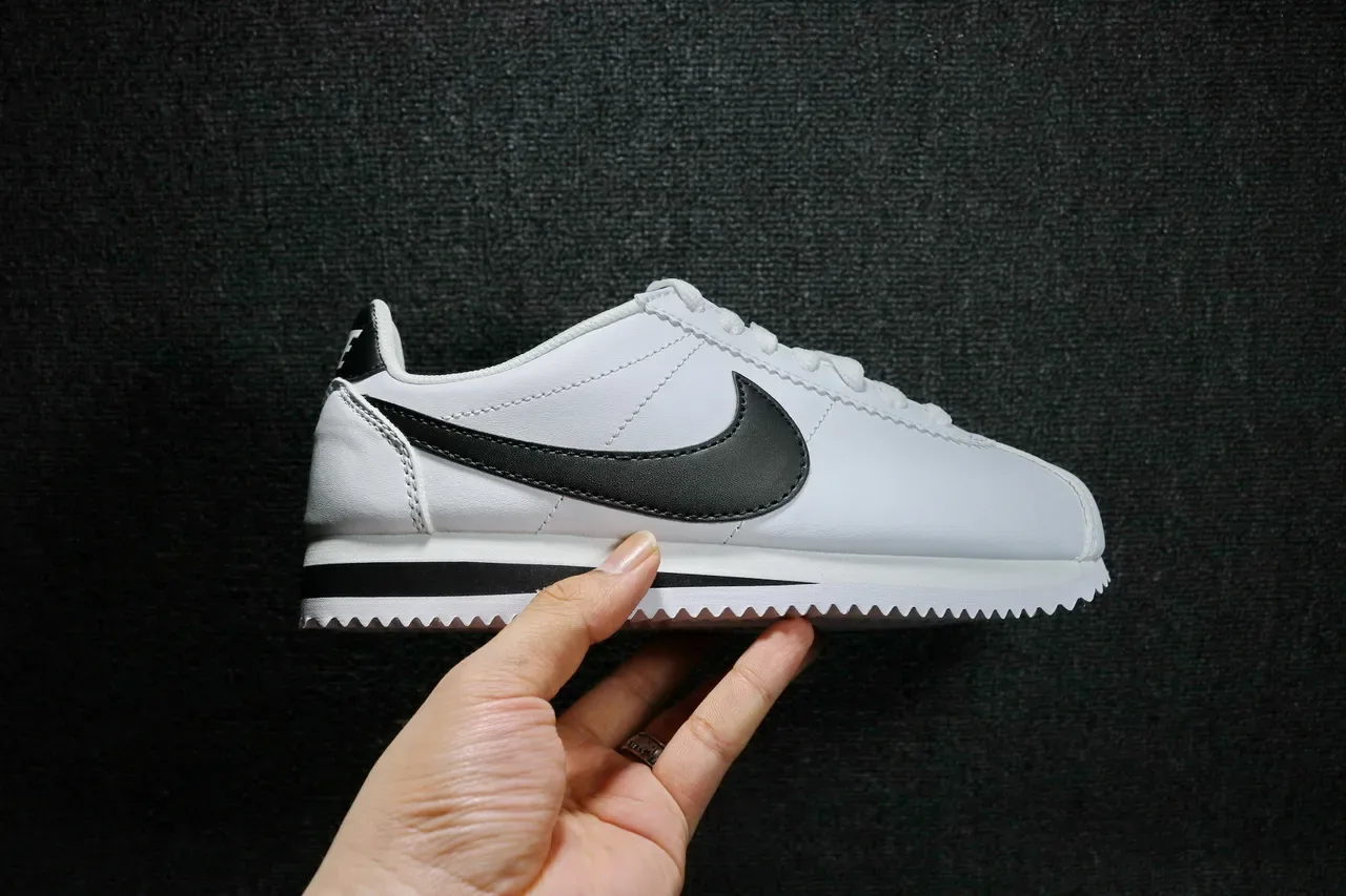 Nike Cortez White Black Lifestyle Sneakers 9