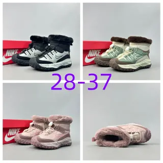 Nike 保暖毛边高帮雪靴