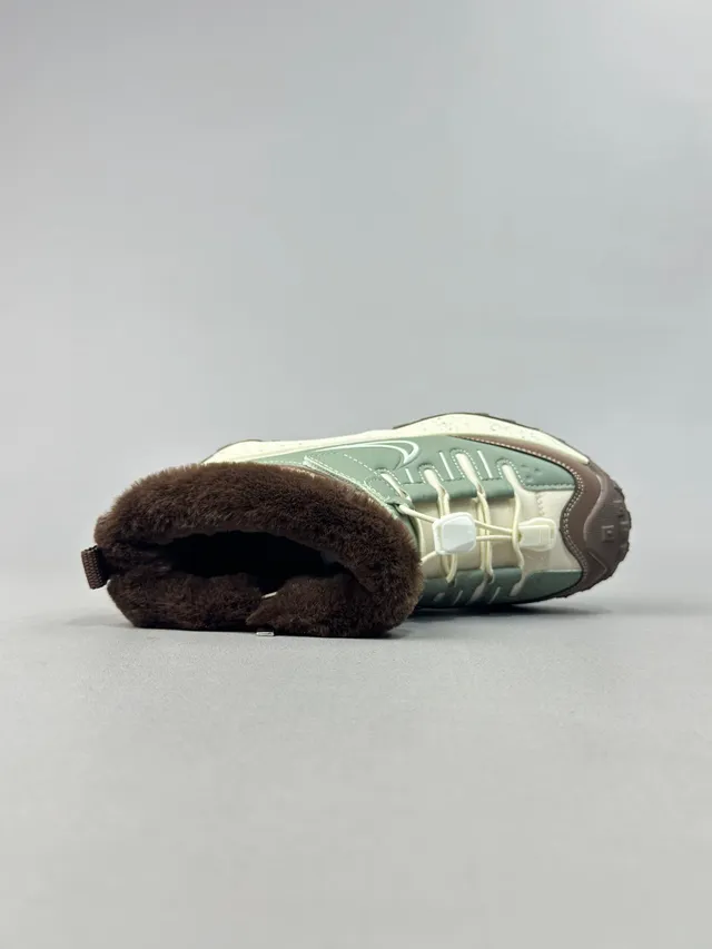 Nike 保暖毛边高帮雪靴 15