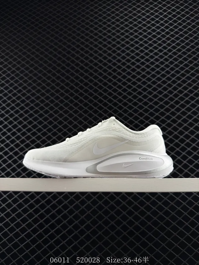 Nike Journey Run Branco e Cinza Tênis de corrida 5