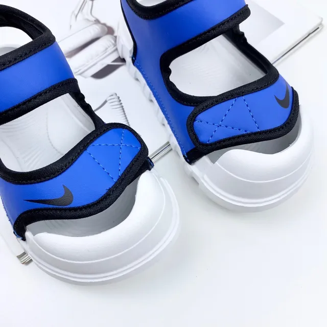Nike Kids Blue Two-Strap Velcro Casual Sandals 23