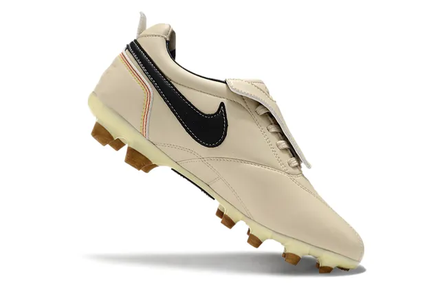 نيكي Mercurial Vapor Ronaldo بني ذهبي Firm-Ground أحذية كرة القدم 23