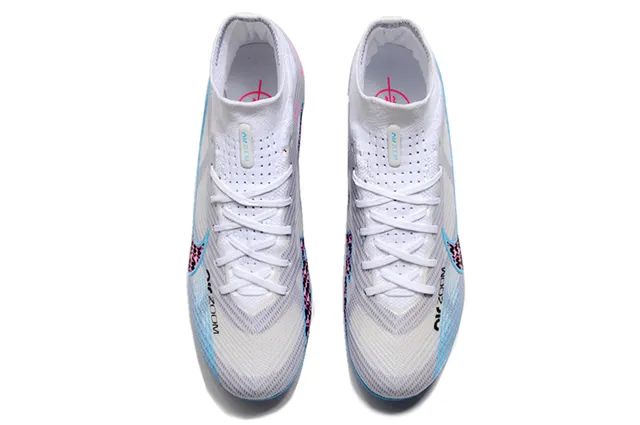 Nike Phantom GT সাদা ও নীল হাই-কাট সক-ফিট কলার ফার্ম-গ্রাউন্ড ফুটবল শু 2