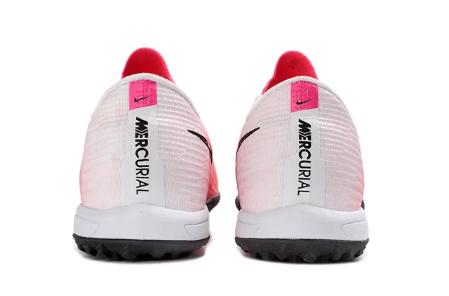 Nike Pink Black Low-Cut Shoe Gradient Knit Upper Turf Soccer Shoes 4