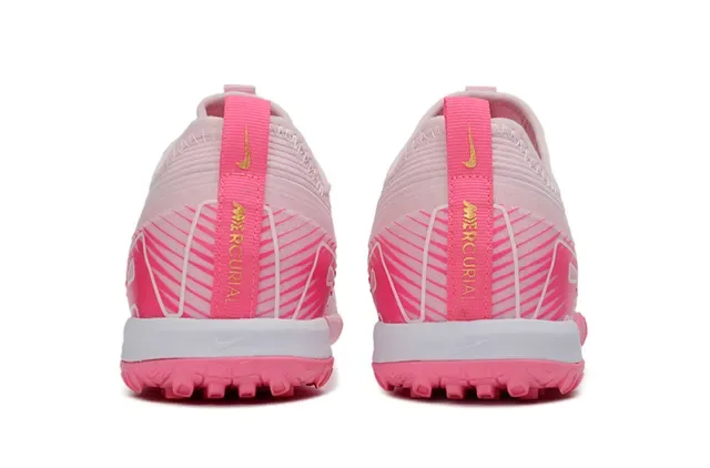 Nike Zapatillas de fútbol indoor rosa blanco con upper de knit silueta low-cut 4