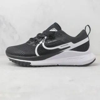 Nike React Trail काले और सफेद रनिंग जूते