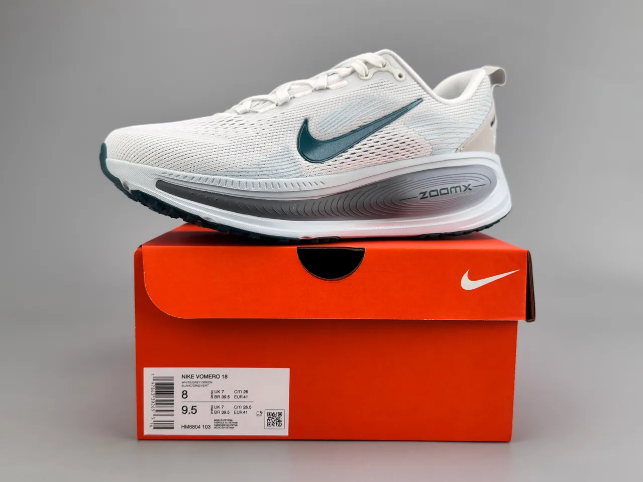 Nike White Blue Engineered Knit Upper ZoomX Cushioning Window Running Shoes 2