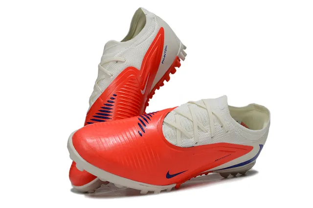 Nike Branco Laranja Baixo Ajuste de meia Superior Acanalado Sintético Suporte de mediopé Grama artificial Sapatos de futebol 7